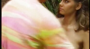 phim sex phu đe Kent cums trên âm hộ Của sex cổ trang Gà trong rừng.